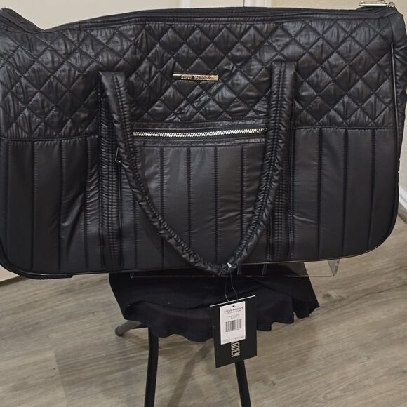 Steve Madden Evelyn Collection Quilted Rolling Travel Duffel Bag - Picture 6 of 13